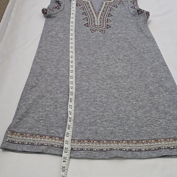 THML EMBROIDERED SHIFT DRESS SIZE SMALL. - Picture 6 of 10